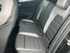 Volkswagen Golf thumbnail 14