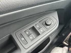 Volkswagen Golf thumbnail 20