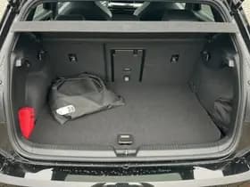 Volkswagen Golf thumbnail 10