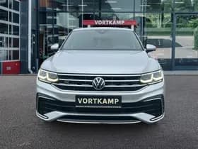 Volkswagen Tiguan thumbnail 2