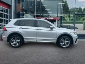 Volkswagen Tiguan thumbnail 4