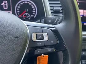 Volkswagen T-Roc thumbnail 17