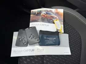 Renault Captur thumbnail 11