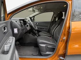 Renault Captur thumbnail 17