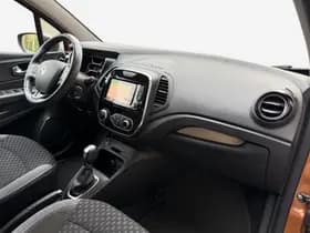 Renault Captur thumbnail 18