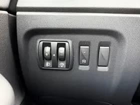 Renault Captur thumbnail 21