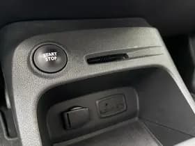 Renault Captur thumbnail 37