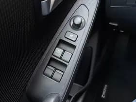 Mazda 2 thumbnail 19