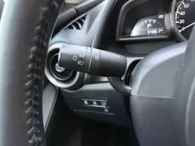 Mazda 2 thumbnail 21