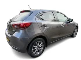 Mazda 2 thumbnail 6