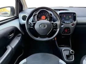 Toyota Aygo thumbnail 18