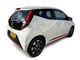 Toyota Aygo thumbnail 6