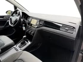 Volkswagen Golf thumbnail 20