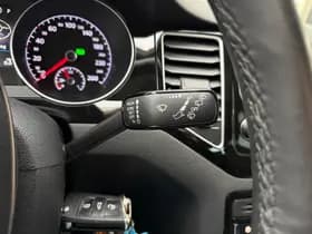 Volkswagen Golf thumbnail 29