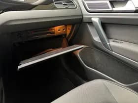 Volkswagen Golf thumbnail 43