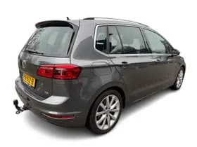 Volkswagen Golf thumbnail 6