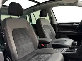 Volkswagen Golf thumbnail 10