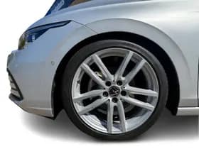 Volkswagen Golf thumbnail 16