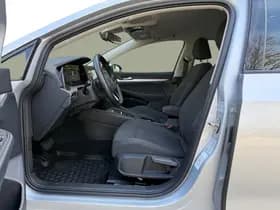 Volkswagen Golf thumbnail 23