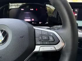 Volkswagen Golf thumbnail 31