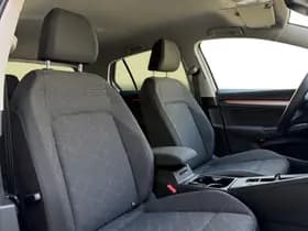 Volkswagen Golf thumbnail 10