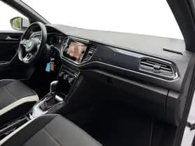 Volkswagen T-Roc thumbnail 18