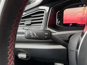 Volkswagen T-Roc thumbnail 23