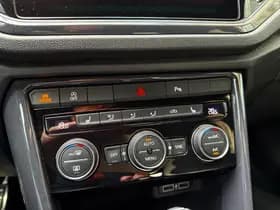 Volkswagen T-Roc thumbnail 38