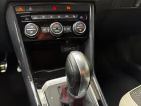Volkswagen T-Roc thumbnail 39