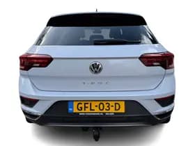 Volkswagen T-Roc thumbnail 5