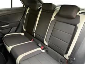 Volkswagen T-Roc thumbnail 49