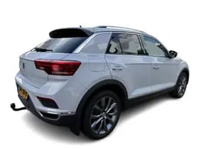 Volkswagen T-Roc thumbnail 6