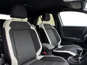 Volkswagen T-Roc thumbnail 10