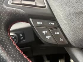 Ford EcoSport thumbnail 25