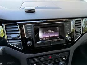 Volkswagen Golf thumbnail 27