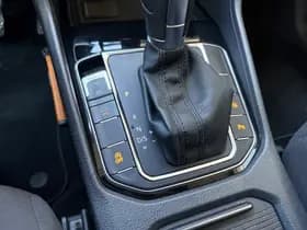Volkswagen Golf thumbnail 30