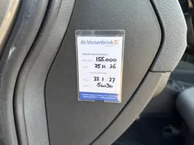 Volkswagen Golf thumbnail 43