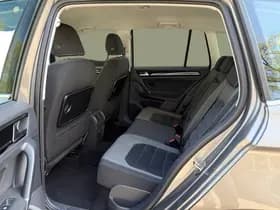 Volkswagen Golf thumbnail 46