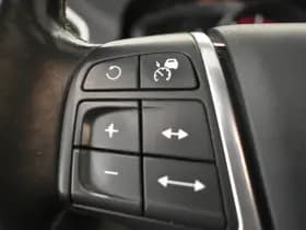 Volvo XC60 2.0 D4 R-Design Panodak Camera Leder NL Auto € 1930.- rest BPM thumbnail 20