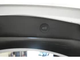 Tesla Model 3 Long Range 75 kWh 351Pk El aKlep + Seats Camera Leder thumbnail 2