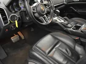 Porsche Cayenne 3.0 S E-Hybrid APK 03-2027 Panoramadak Bose Luchtvering thumbnail 28