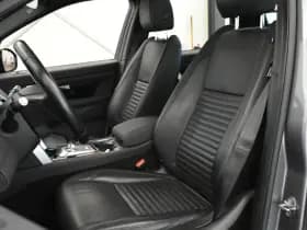 Land Rover Discovery Sport 1.5 P300e PHEV Dynamic SE Pano El. AKlep 360° Camera Virtual Vol Leer Stoelverwarming thumbnail 17