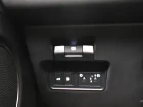 Land Rover Discovery Sport 1.5 P300e PHEV Dynamic SE Pano El. AKlep 360° Camera Virtual Vol Leer Stoelverwarming thumbnail 27