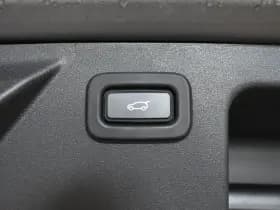 Land Rover Discovery Sport 1.5 P300e PHEV Dynamic SE Pano El. AKlep 360° Camera Virtual Vol Leer Stoelverwarming thumbnail 4