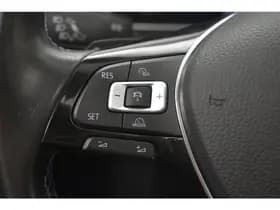 Volkswagen Passat GTE incl winterset Virtual Panodak Leer Camera Trekh thumbnail 22