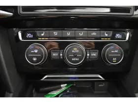 Volkswagen Passat GTE incl winterset Virtual Panodak Leer Camera Trekh thumbnail 32