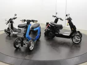 Move Brommobiel 45 2PK 90 km actieradius Geen Helm Plicht!! thumbnail 45