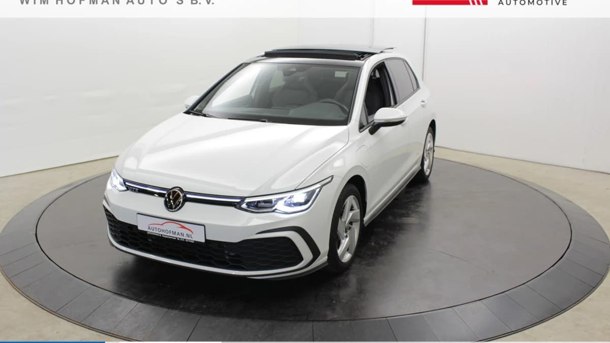 Volkswagen Golf GTE 1.4 TSI PHEV Plug-in 245 Pk Panodak Camera Virtual Navi — foto 1