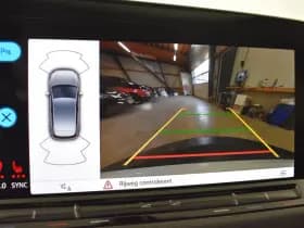 Volkswagen Golf GTE 1.4 TSI PHEV Plug-in 245 Pk Panodak Camera Virtual Navi thumbnail 2