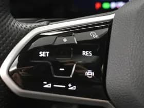 Volkswagen Golf GTE 1.4 TSI PHEV Plug-in 245 Pk Panodak Camera Virtual Navi thumbnail 17